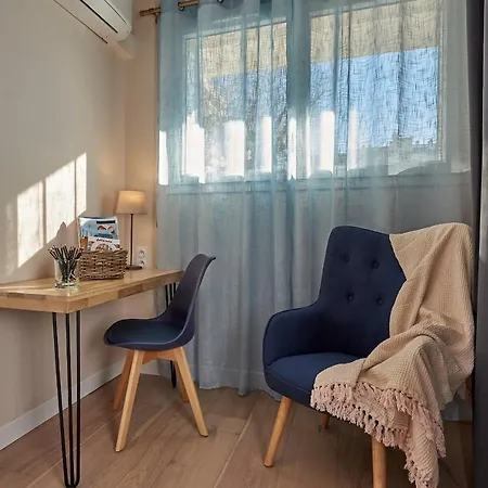 Beautiful With Terraceair Conditioned-beautifully Decorated #k6 Daire